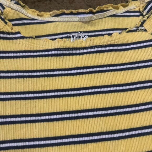 Justice Yellow and Black Short Sleeve Tee - Picture 3 of 4